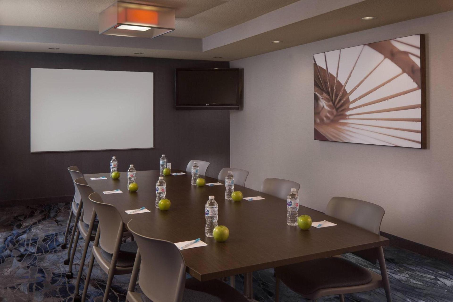 Fairfield Inn & Suites by Marriott Orlando Lake Buena Vista photo 23