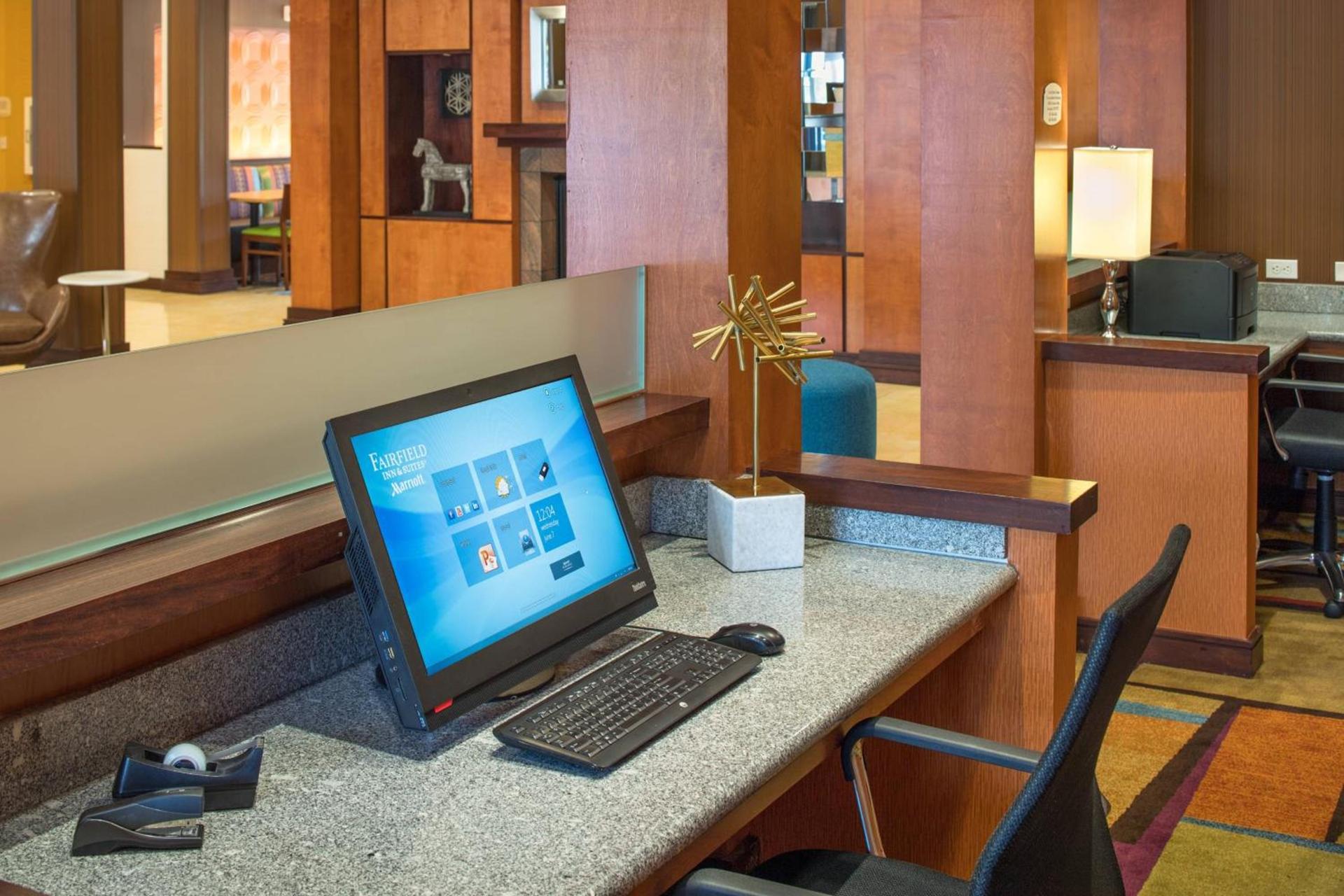 Fairfield Inn & Suites by Marriott Portland North photo 11