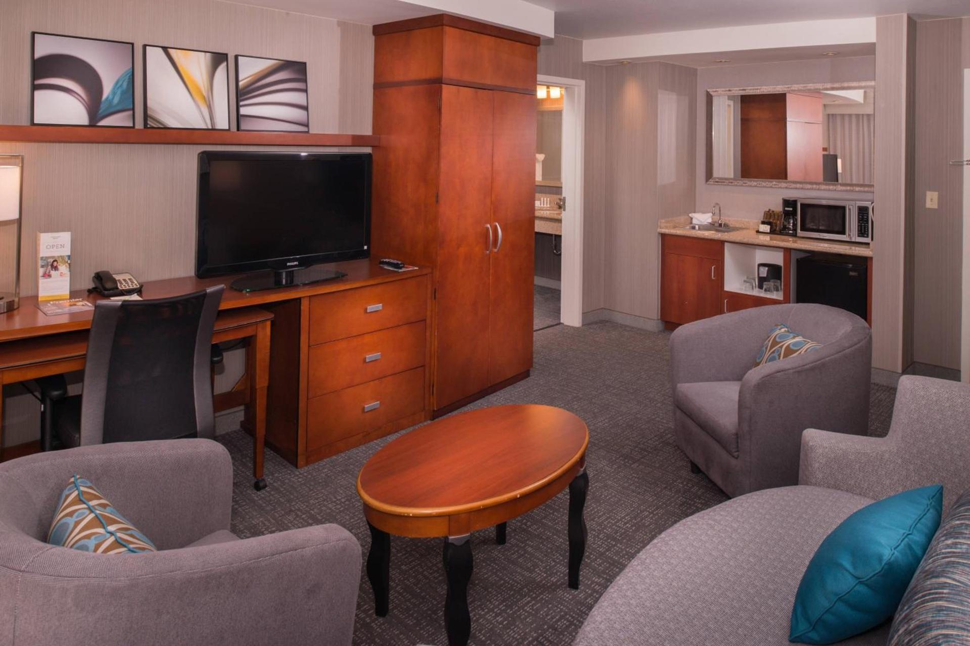 Courtyard by Marriott Thousand Oaks Ventura County photo 13
