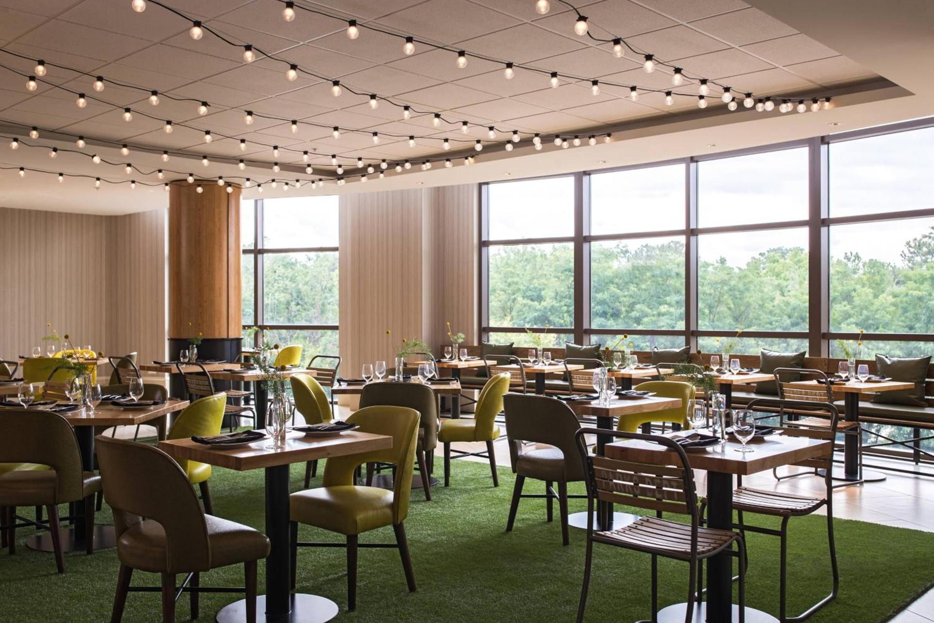 Renaissance Raleigh North Hills Hotel photo 14