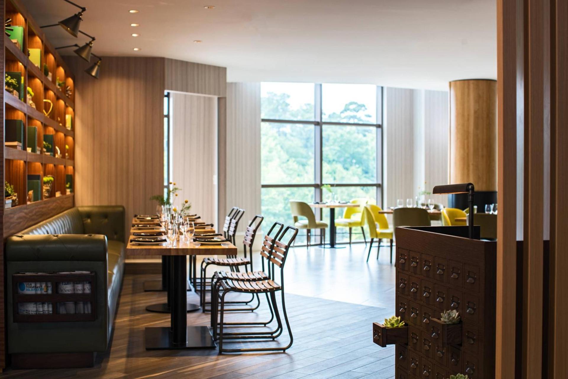 Renaissance Raleigh North Hills Hotel photo 17
