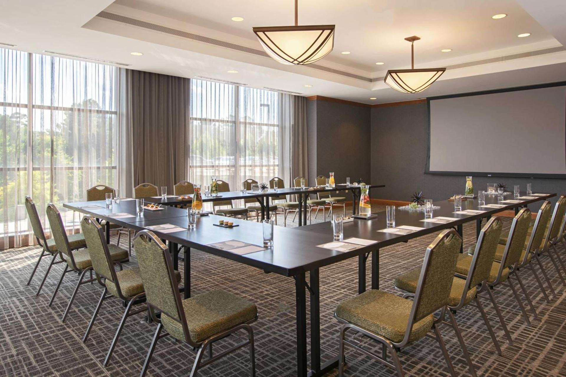 Renaissance Raleigh North Hills Hotel photo 22