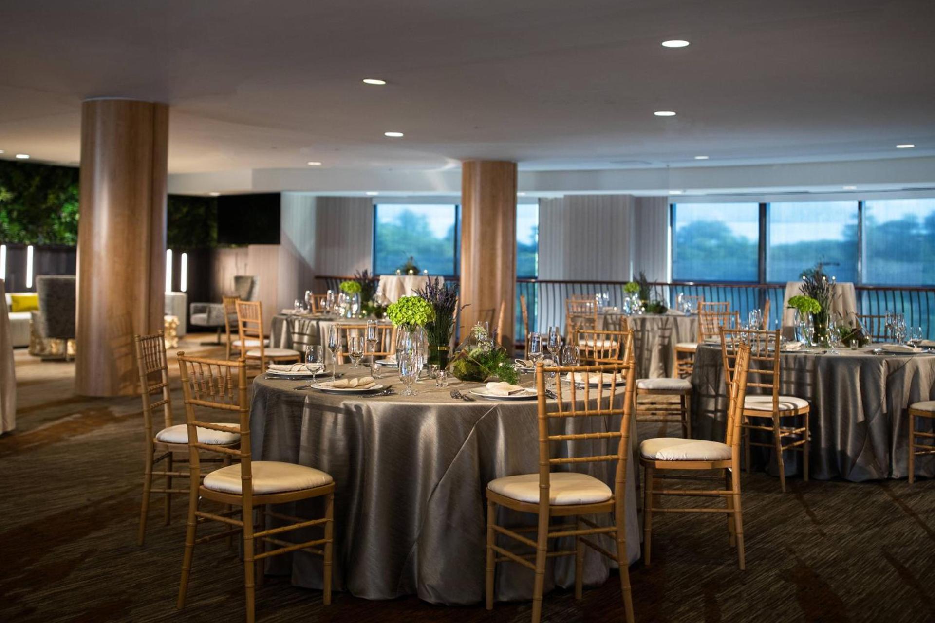 Renaissance Raleigh North Hills Hotel photo 55