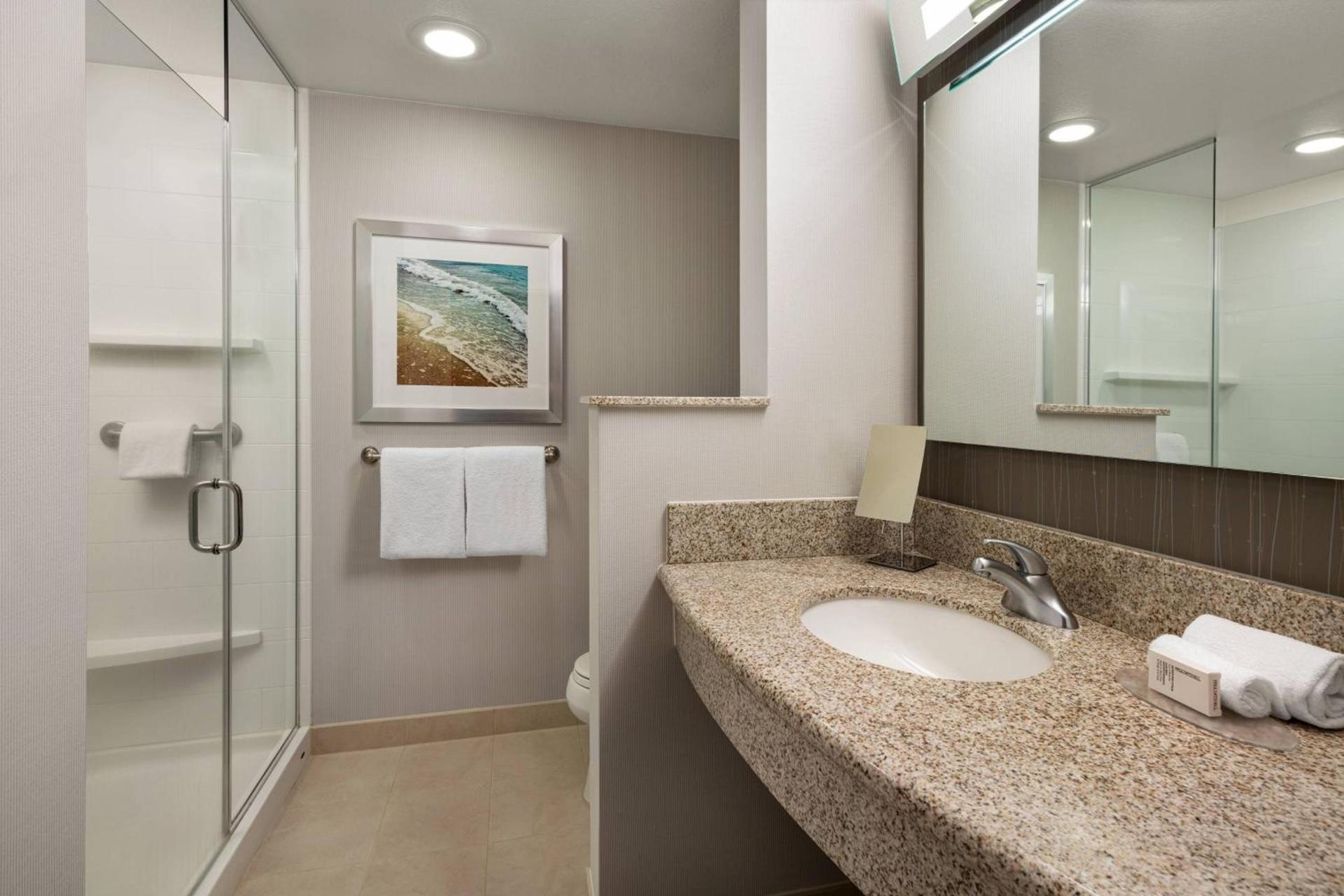 Courtyard by Marriott Maui Kahului Airport photo 12