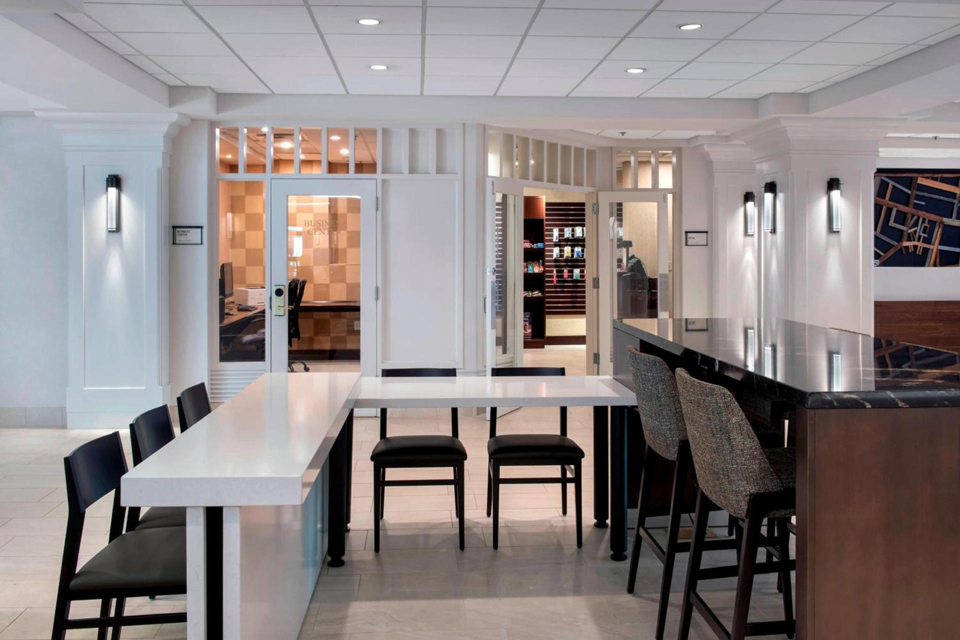 Boston Marriott Peabody photo 3