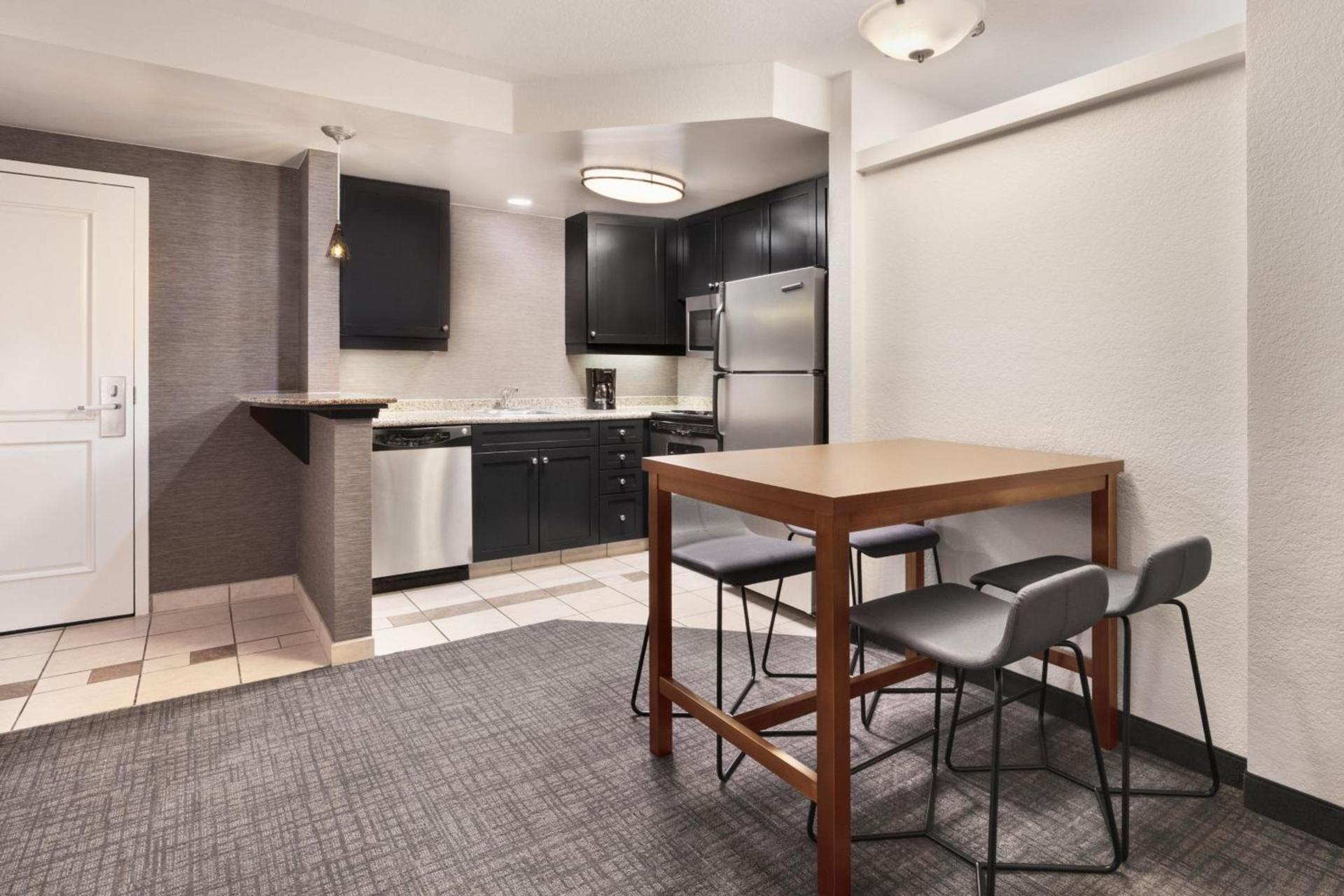 Residence Inn by Marriott Daytona Beach Speedway/Airport photo 14