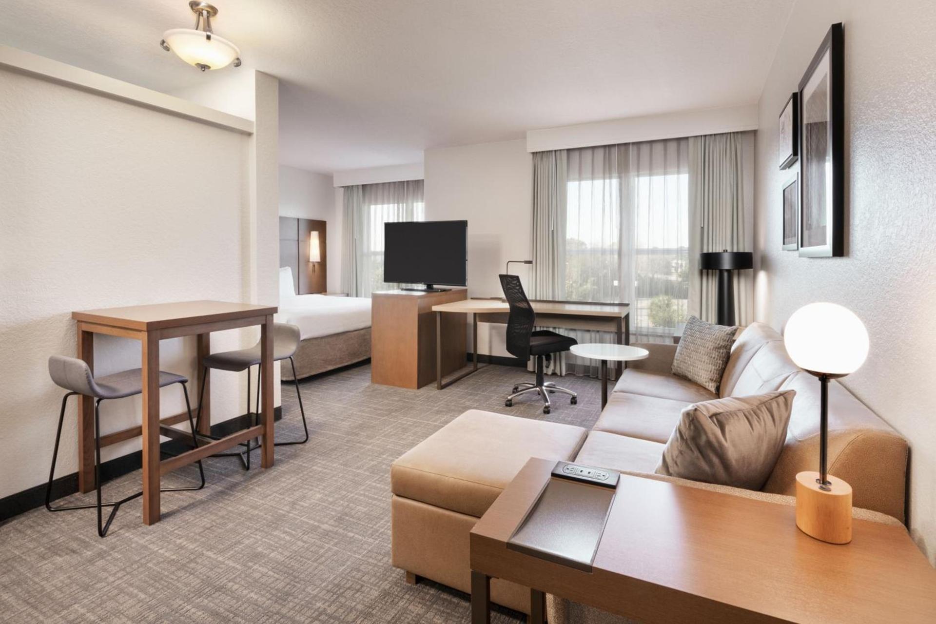 Residence Inn by Marriott Daytona Beach Speedway/Airport photo 3