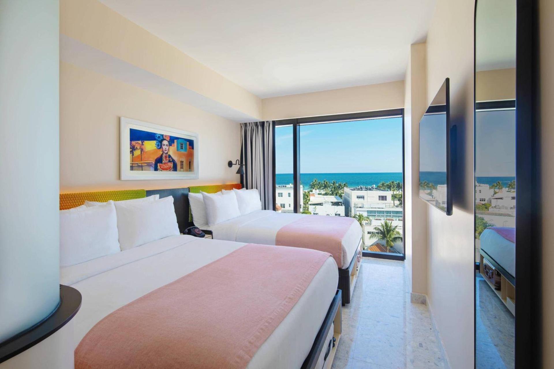 Moxy Miami South Beach photo 17