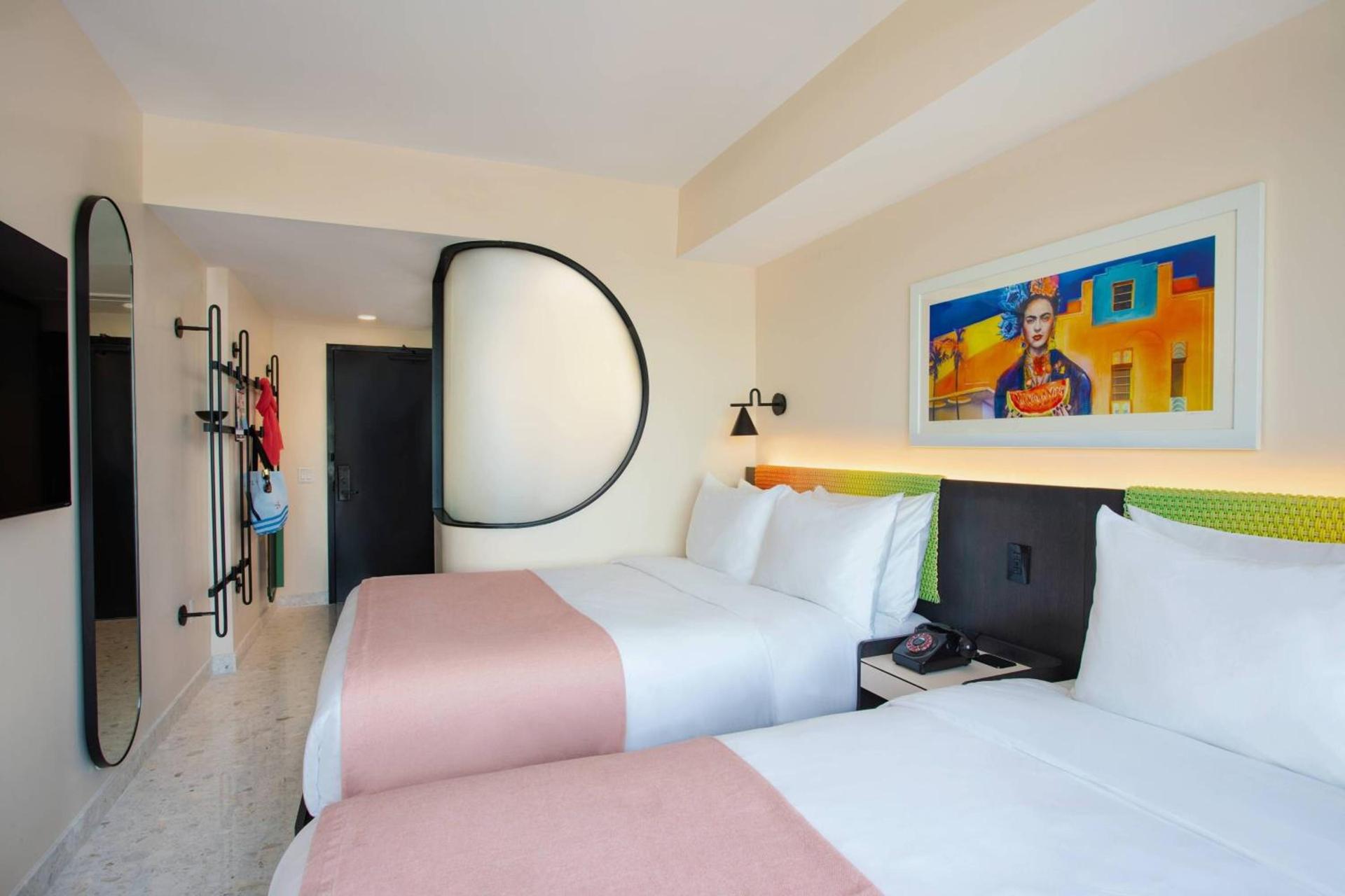 Moxy Miami South Beach photo 18
