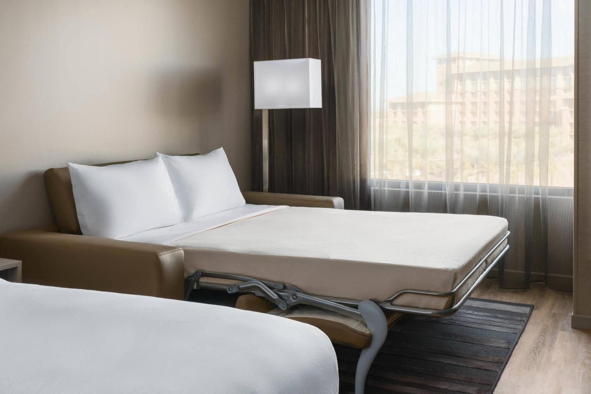 AC Hotel by Marriott Scottsdale North photo 13