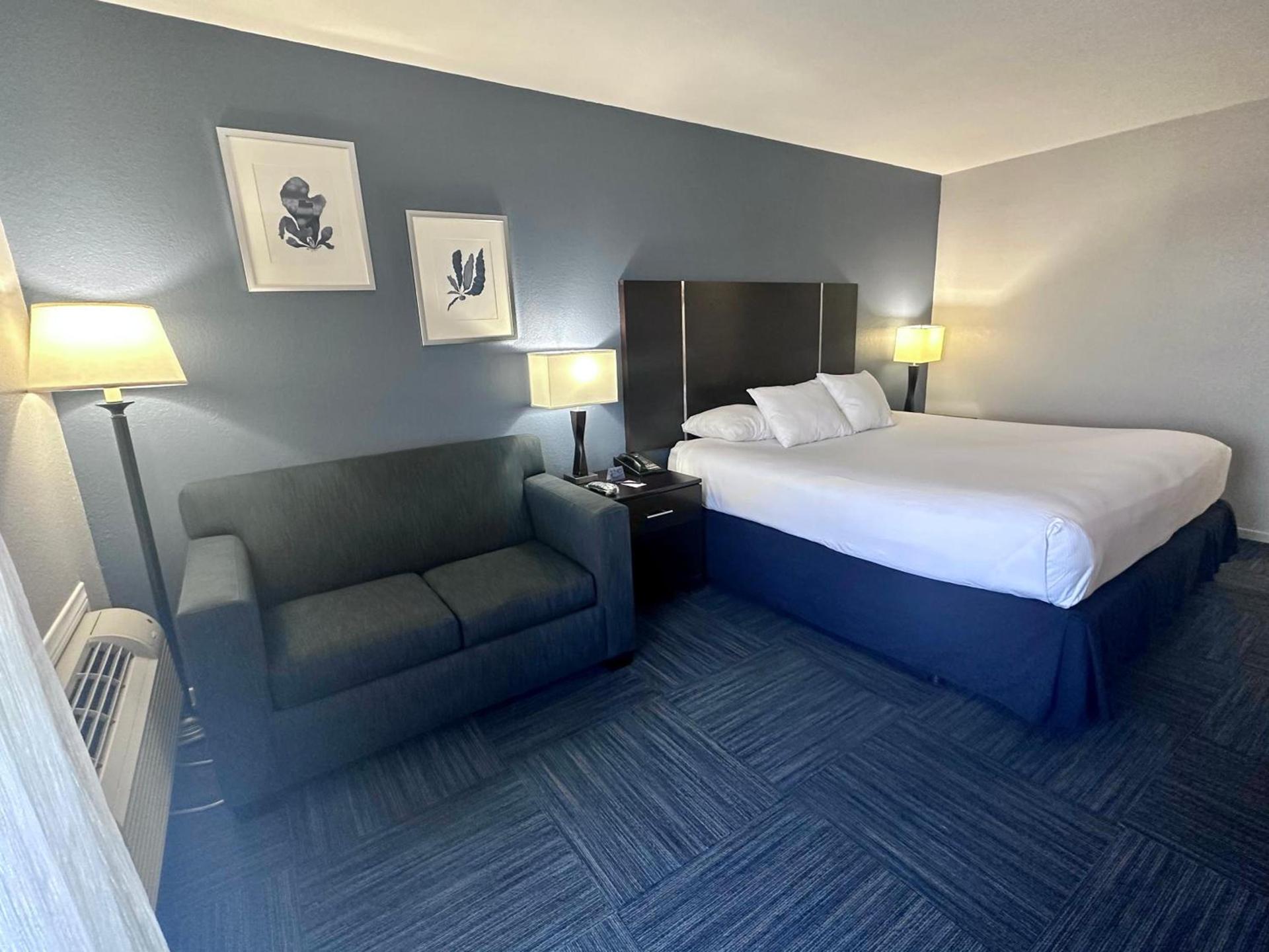 The Pacific Inn photo 41