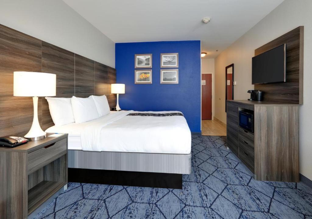 La Quinta by Wyndham Denton - University Drive photo 43