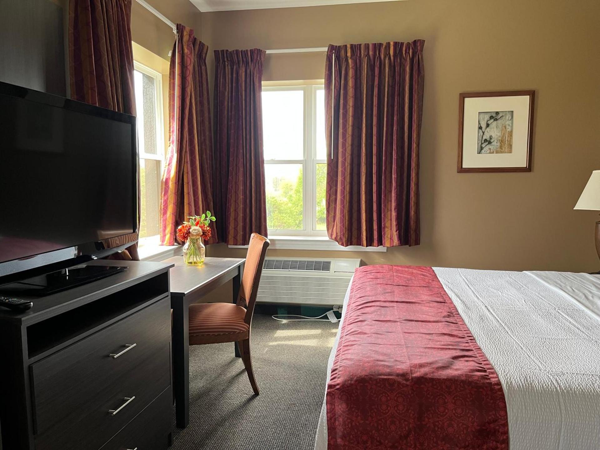 Brinton Suites photo 6