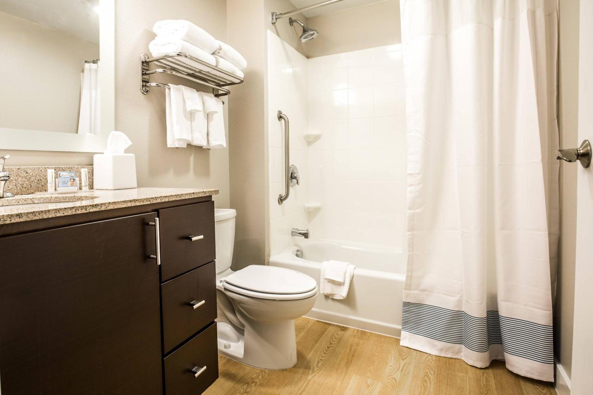 TownePlace Suites by Marriott Gilford photo 17