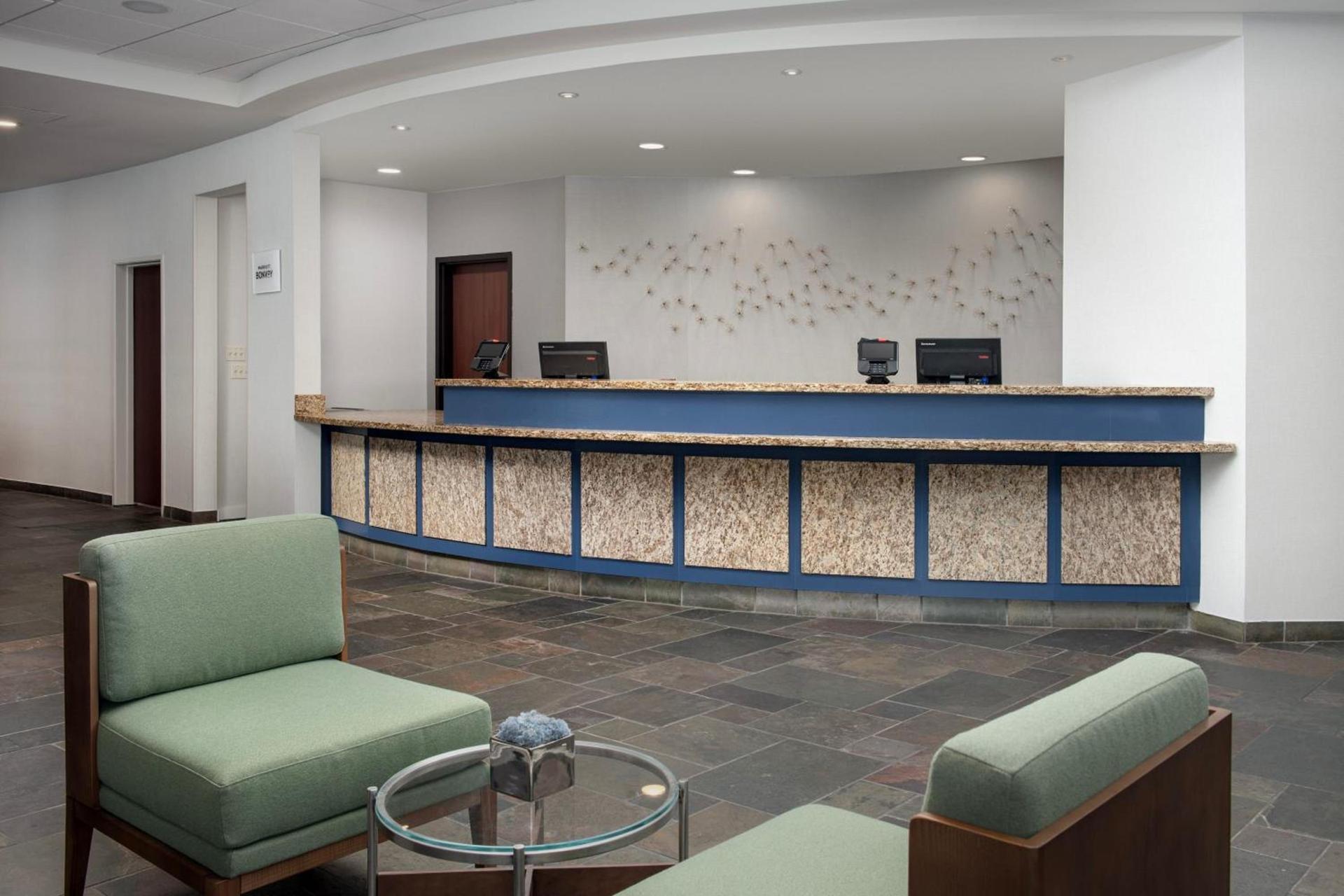 Courtyard by Marriott Seattle Kirkland photo 41