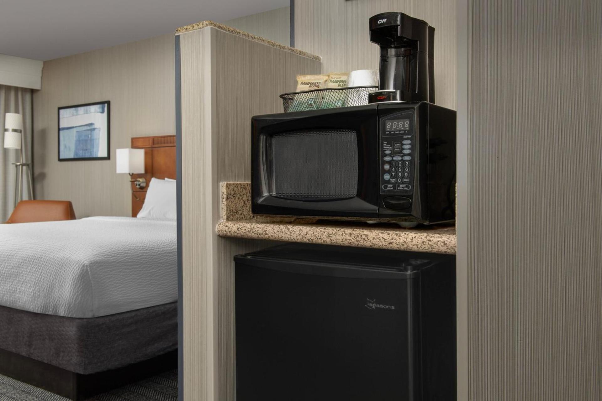 Courtyard by Marriott Seattle Kirkland photo 53