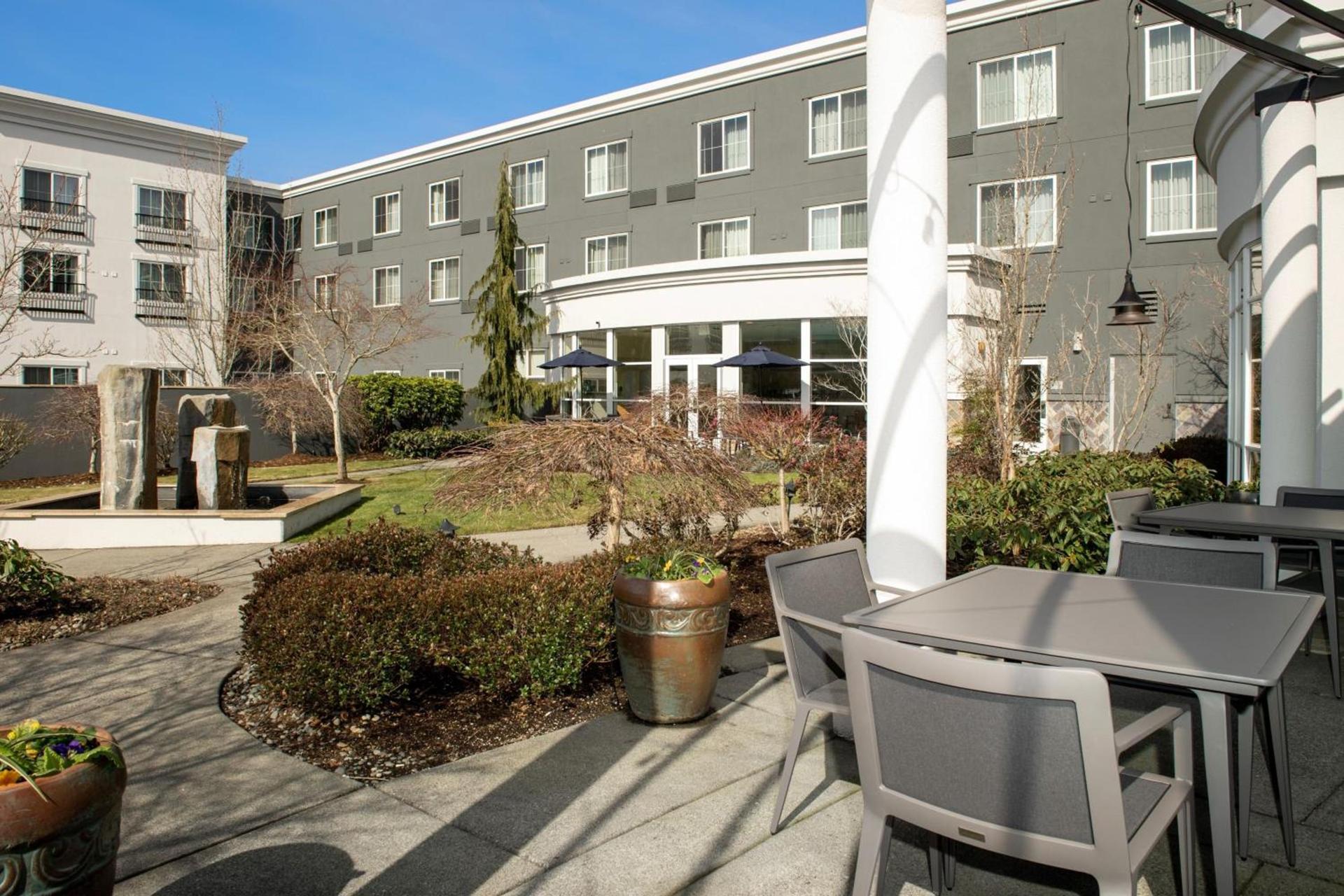 Courtyard by Marriott Seattle Kirkland photo 64