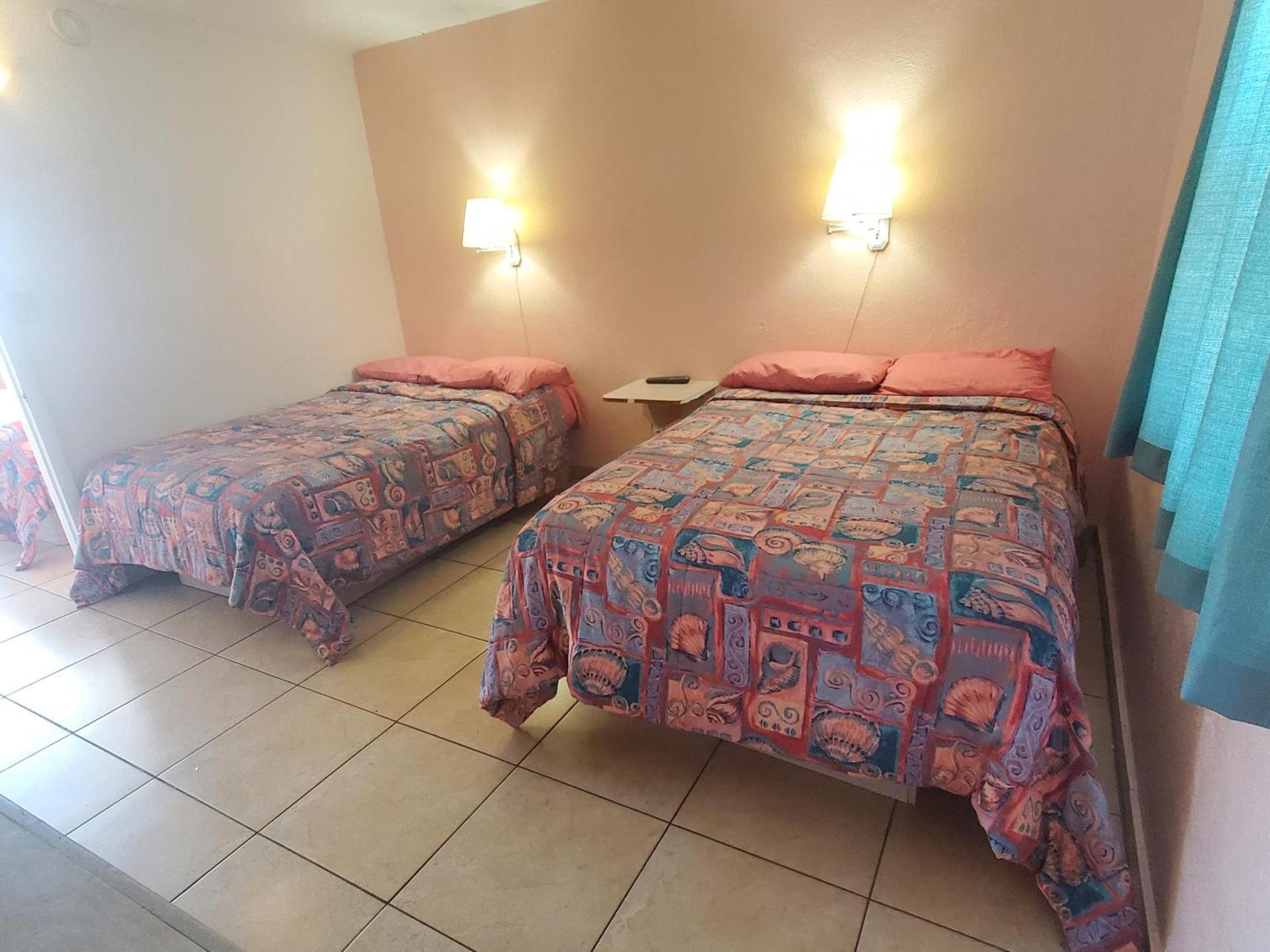 Caprice Motel - Wildwood photo 25