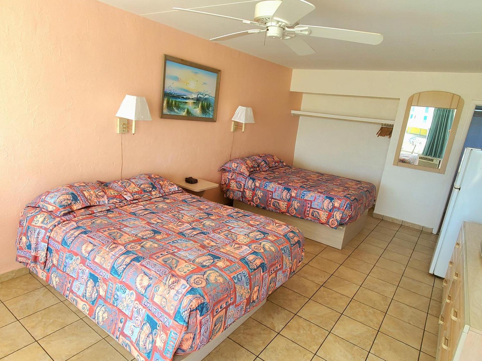 Caprice Motel - Wildwood photo 15