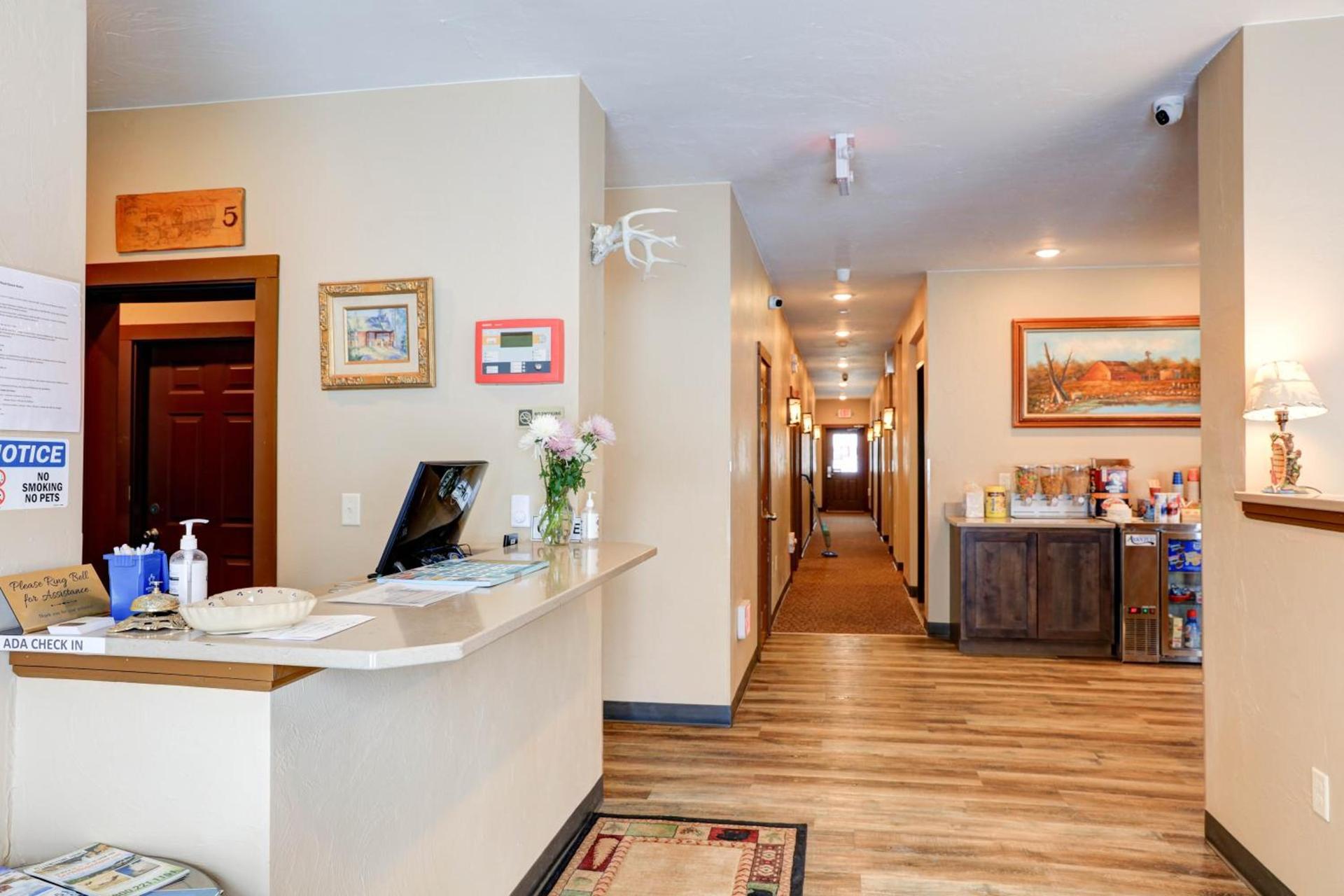 Wagon Wheel Hotel photo 2