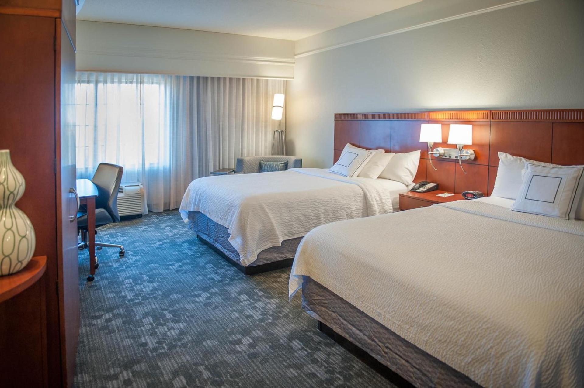Courtyard by Marriott Pensacola Downtown photo 13
