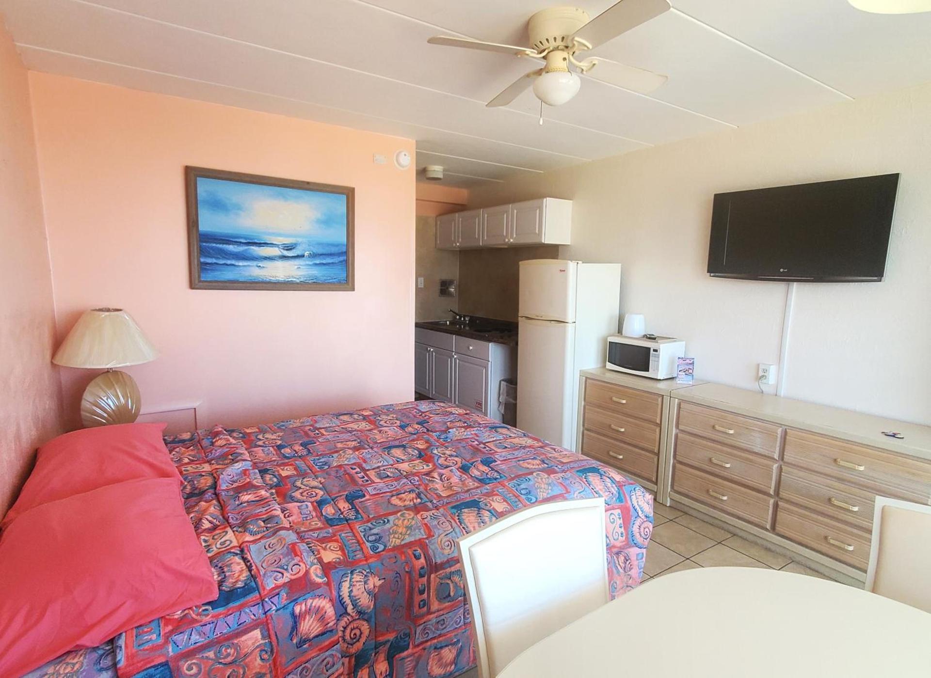 Caprice Motel - Wildwood photo 23