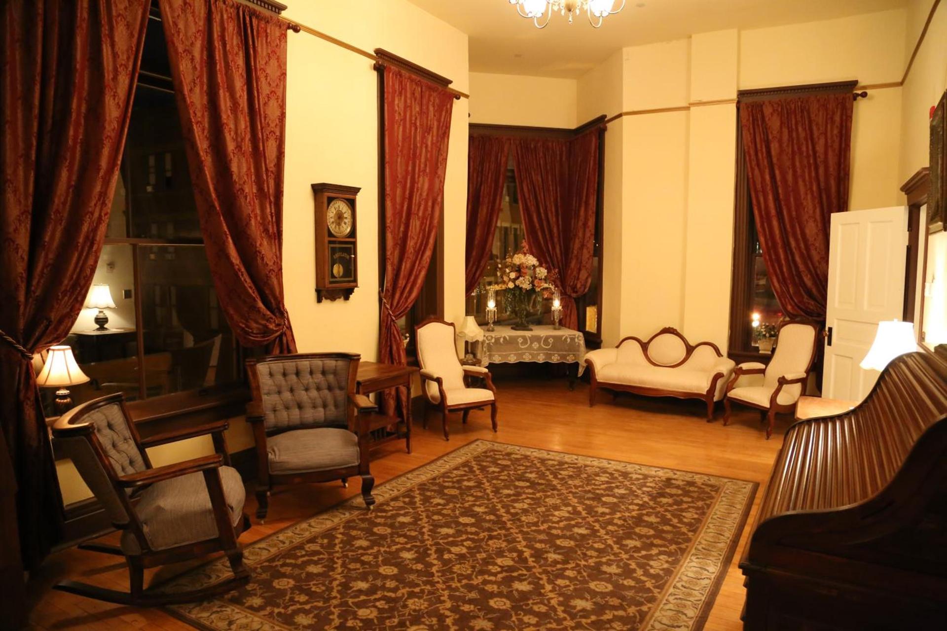 Martin & Mason Hotel photo 14