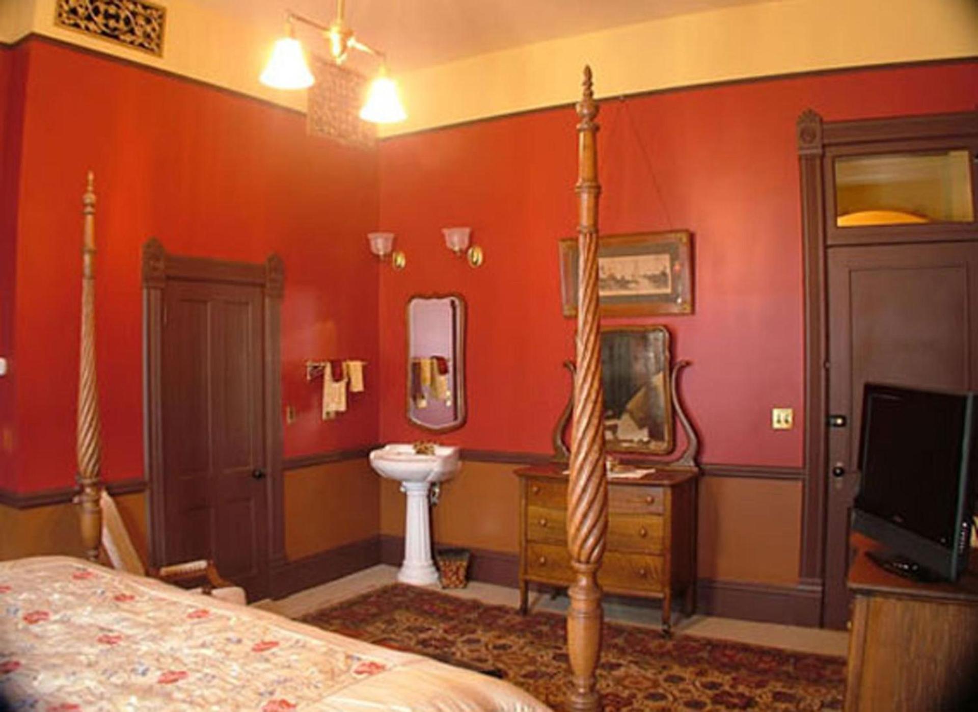 Martin & Mason Hotel photo 18