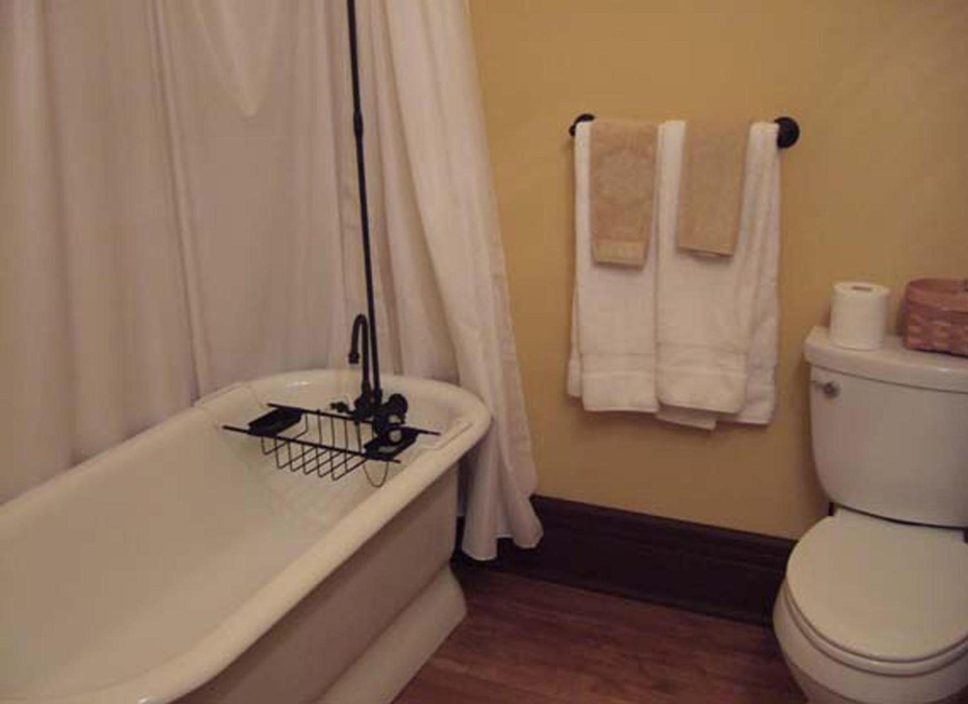 Martin & Mason Hotel photo 20