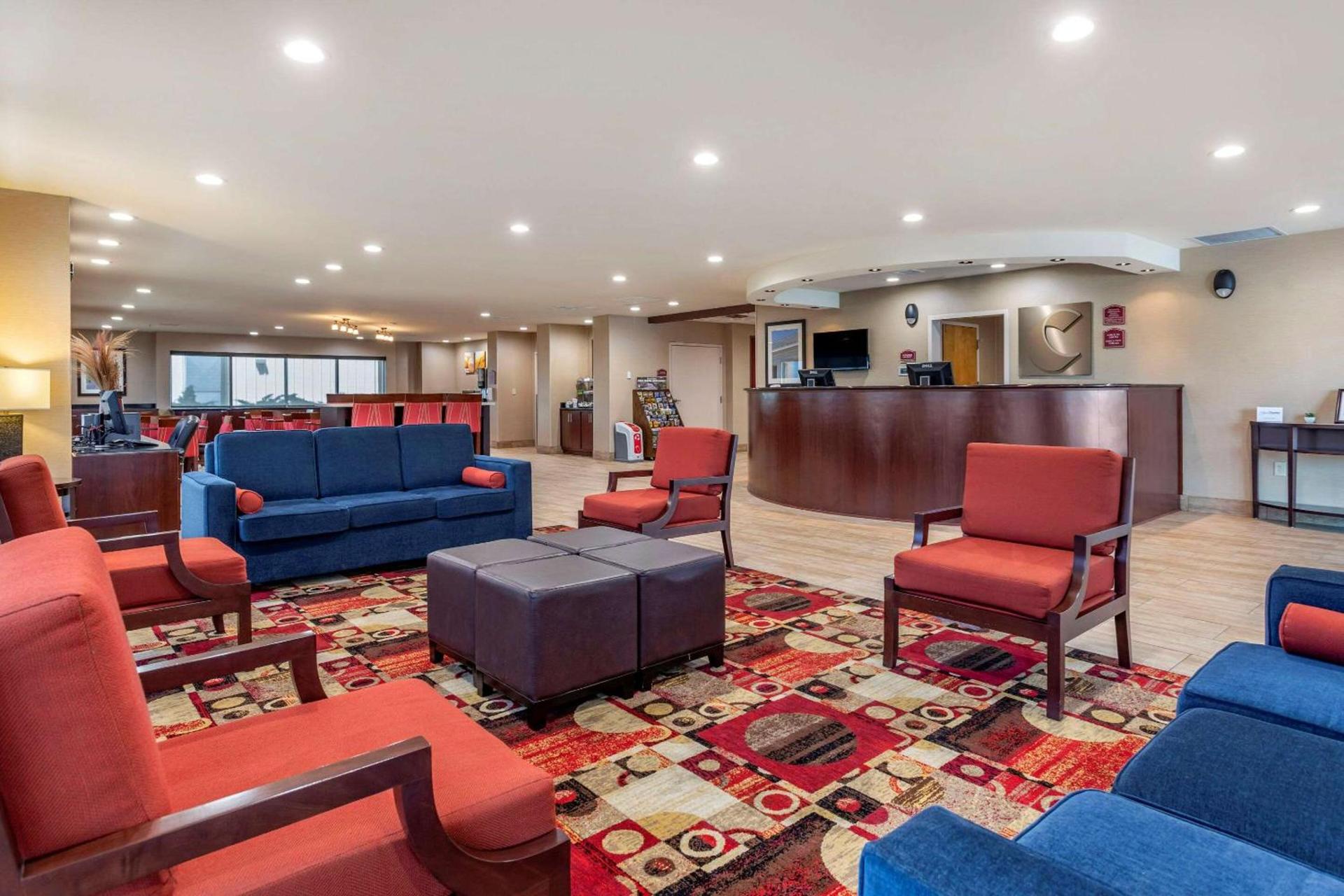 Comfort Suites Florence Shoals Area photo 4