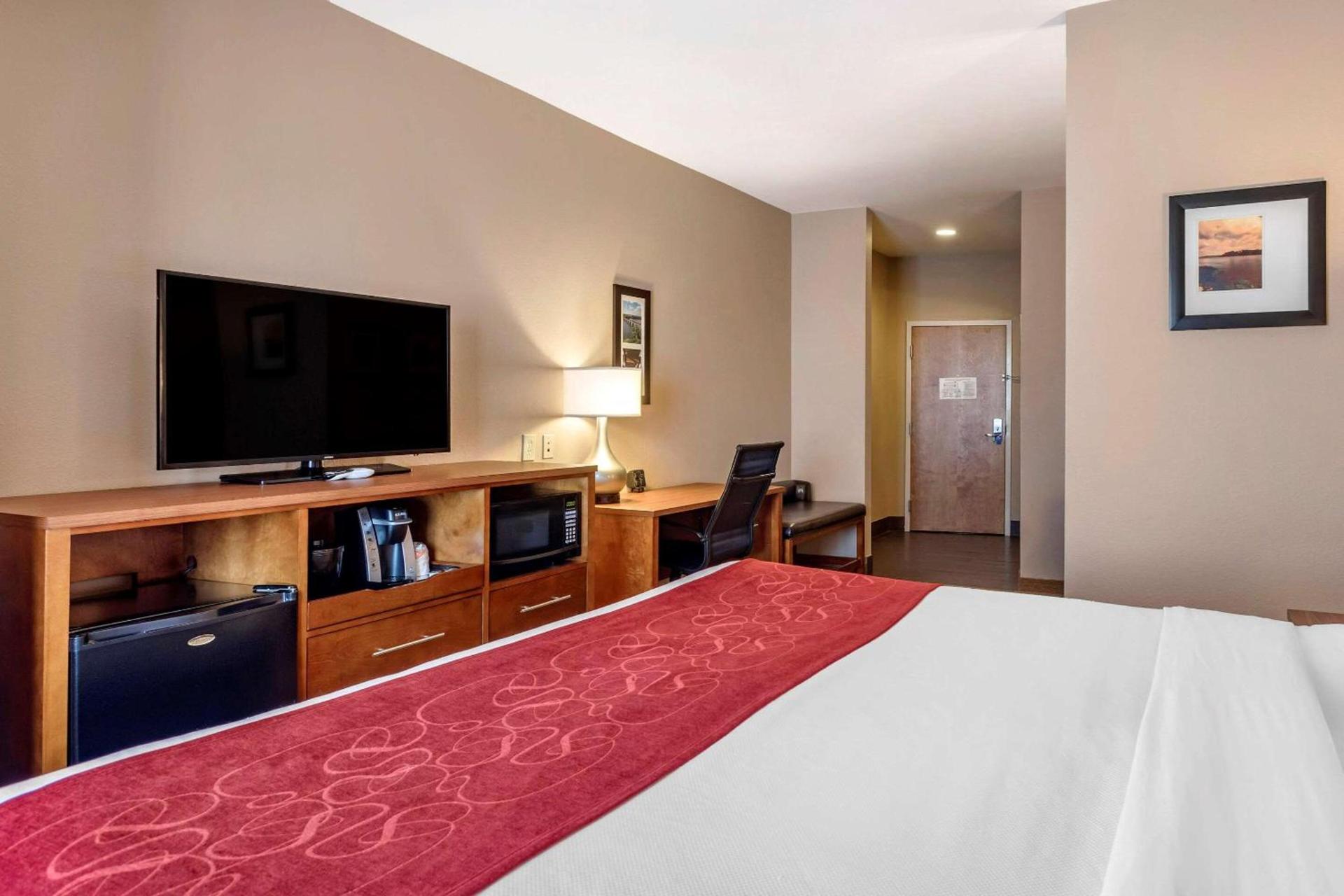 Comfort Suites Florence Shoals Area photo 9