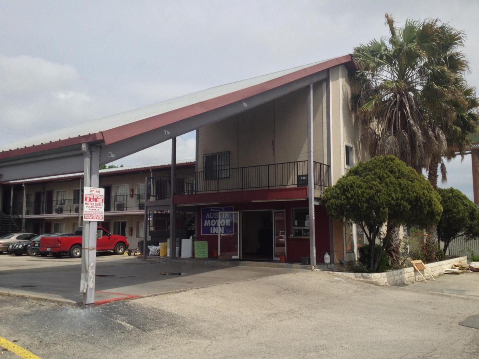 Austin Motor Inn photo 1