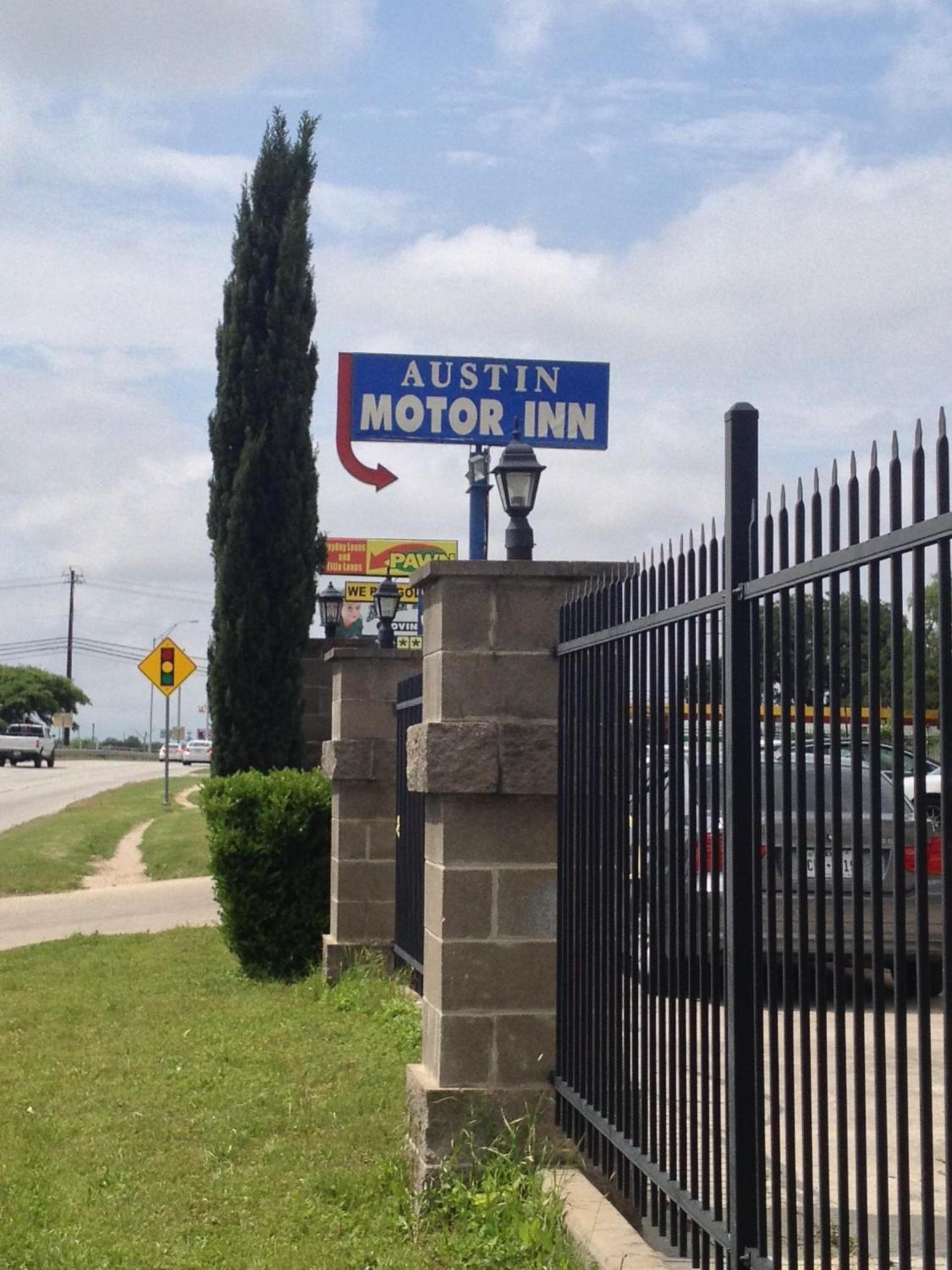 Austin Motor Inn photo 54