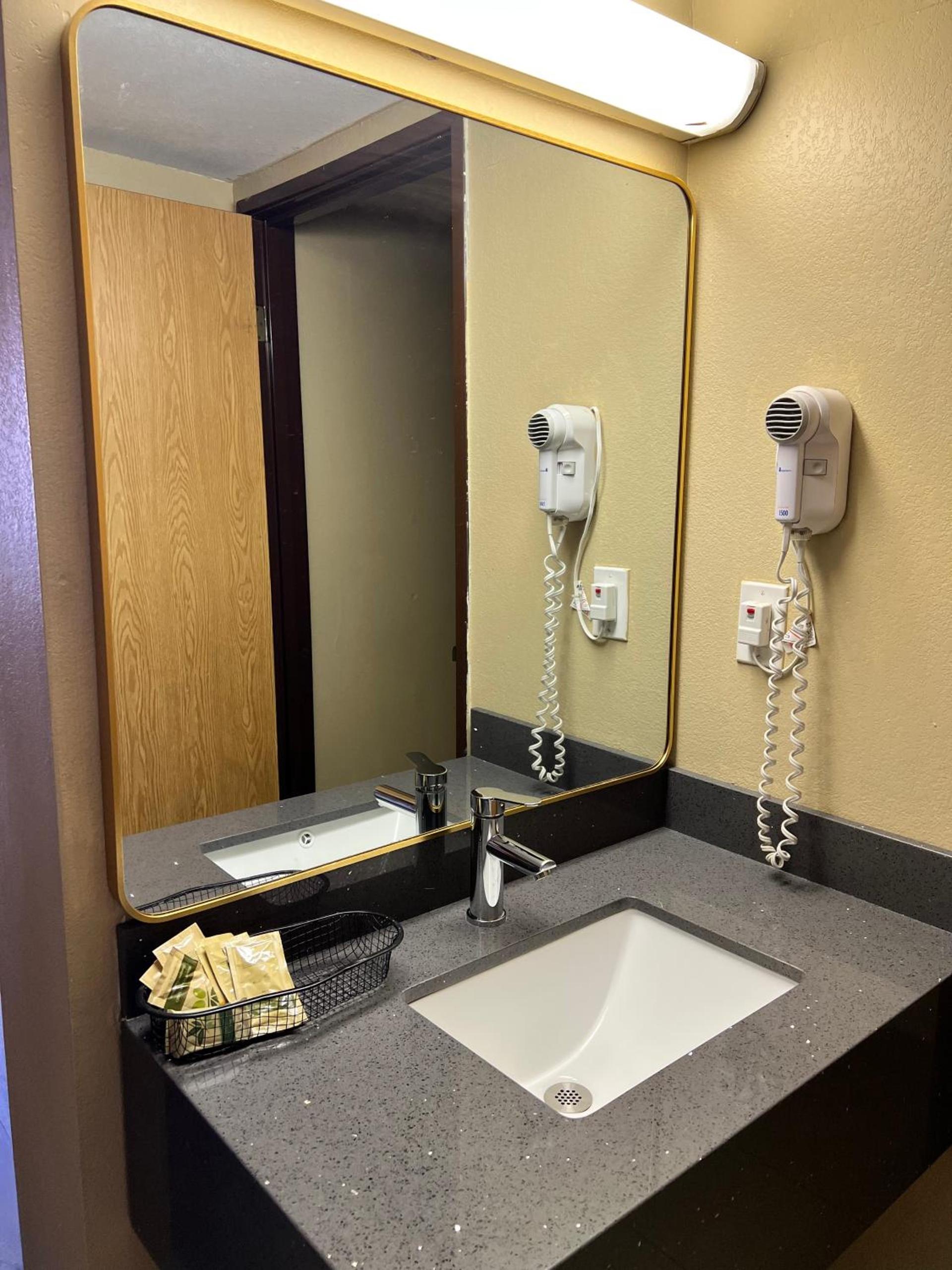 Highland Inn Las Vegas photo 14