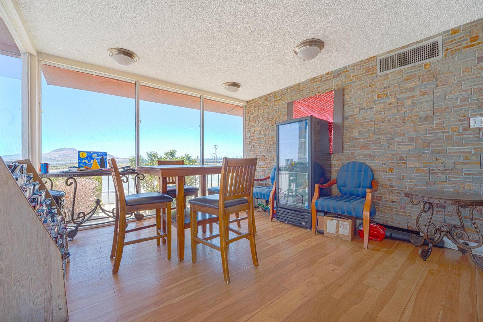 Mojave Hotel photo 7