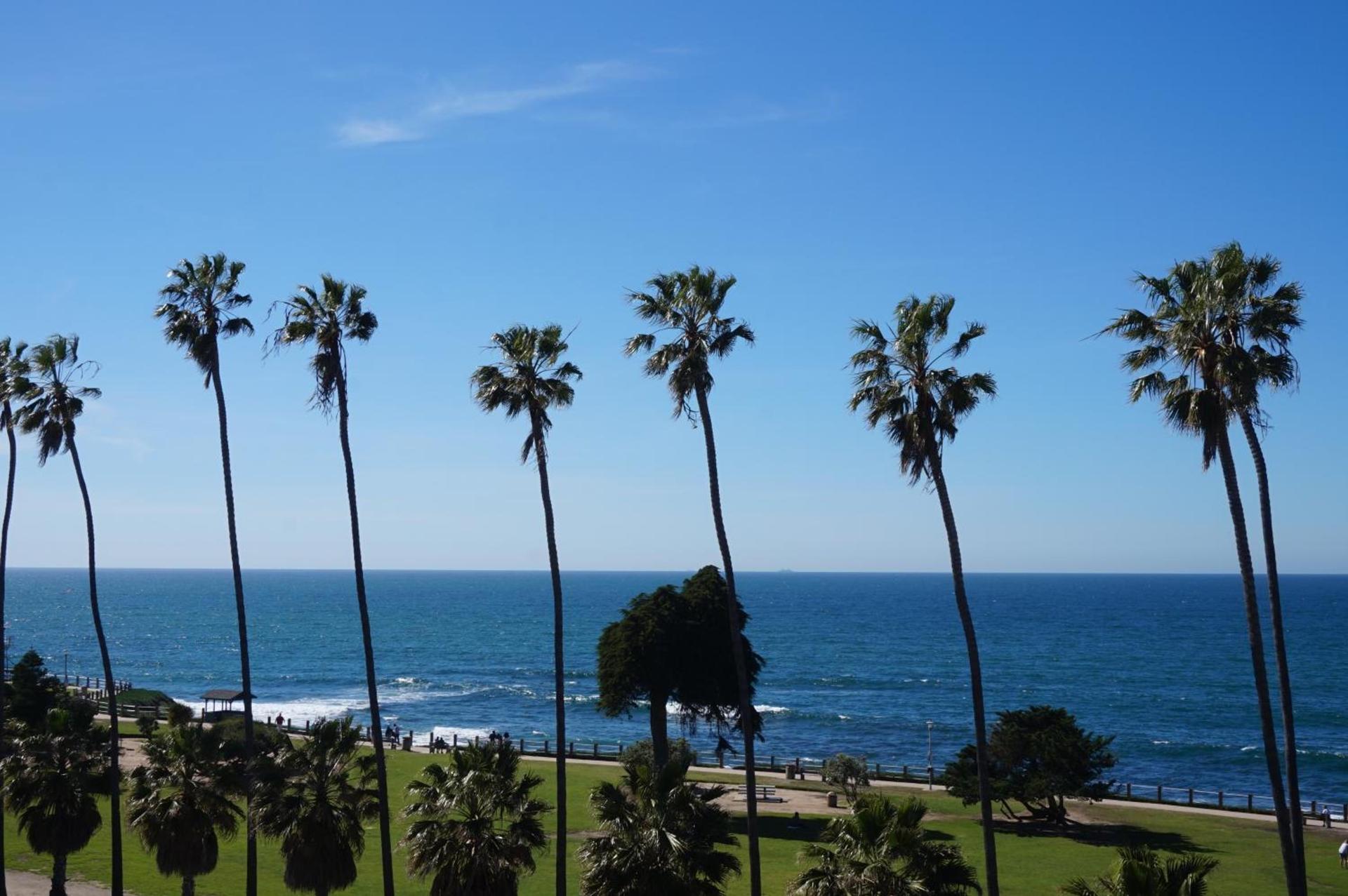 La Jolla Cove Suites photo 16