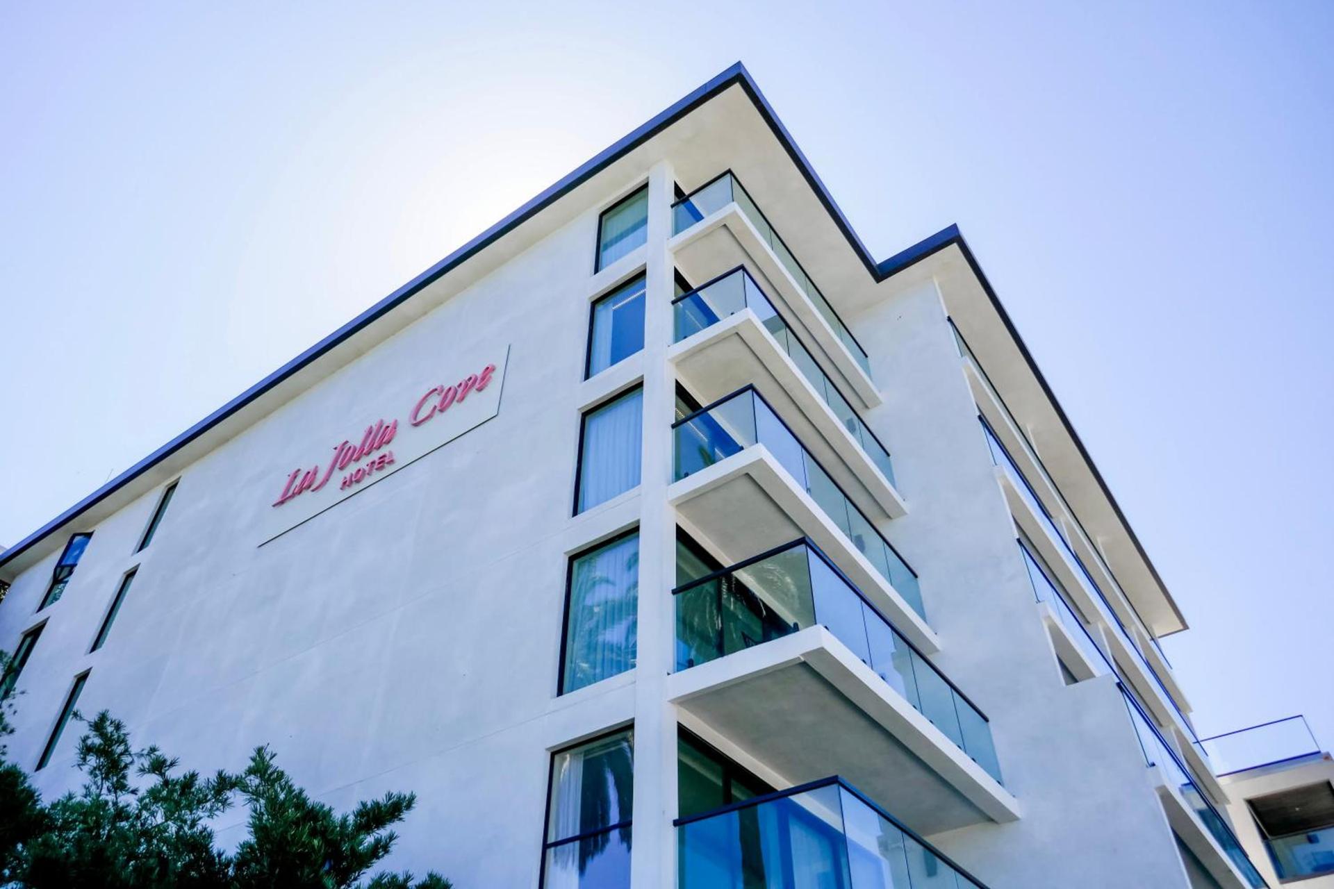 La Jolla Cove Suites photo 18