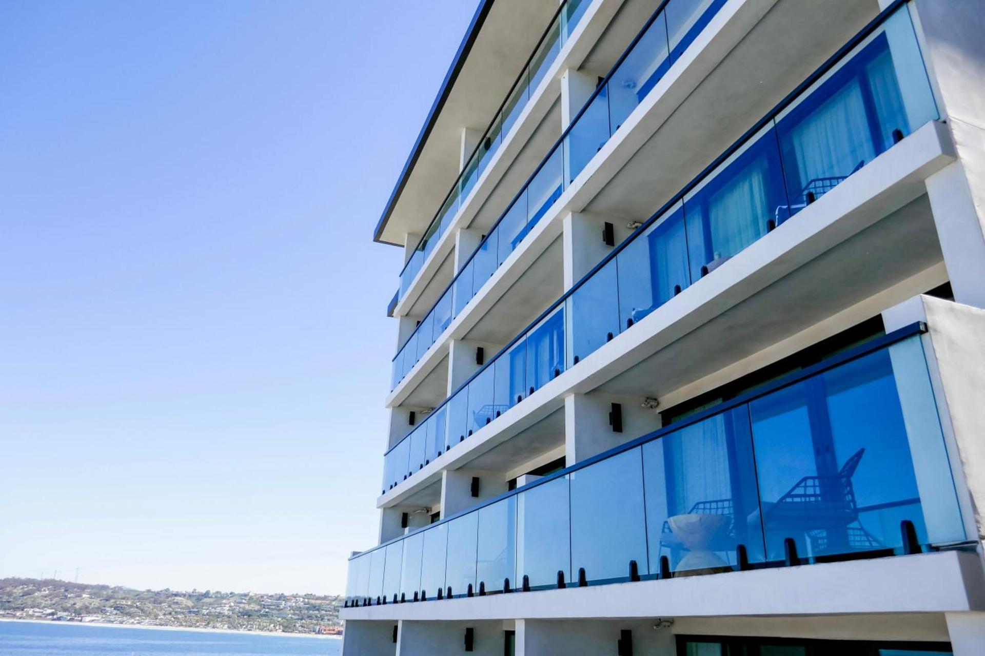 La Jolla Cove Suites photo 17