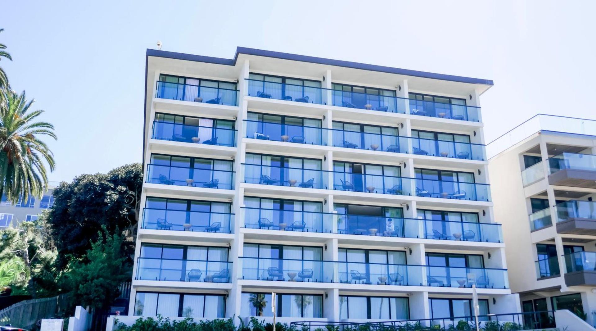 La Jolla Cove Suites photo 20
