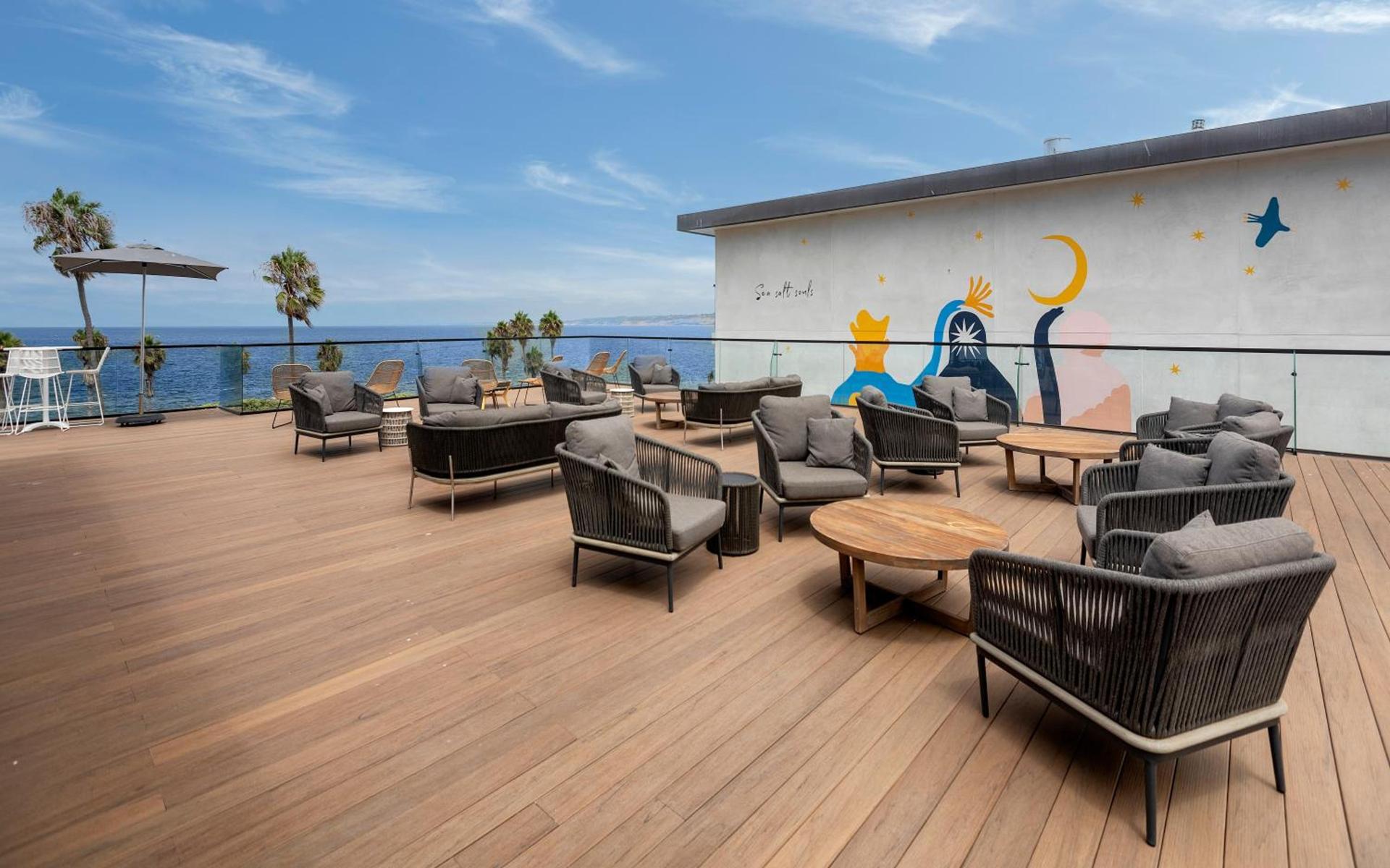 La Jolla Cove Suites photo 34