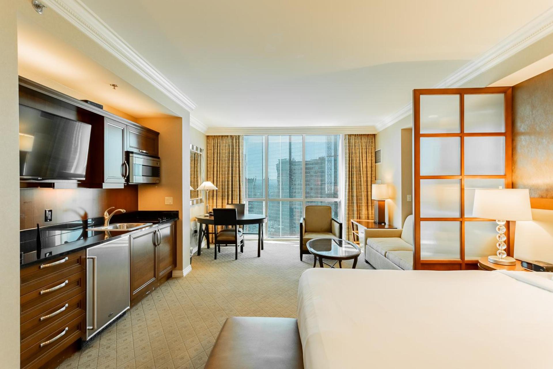 MGM Signature, Centrally Located, Strip Views NO RESORT FEE photo 39