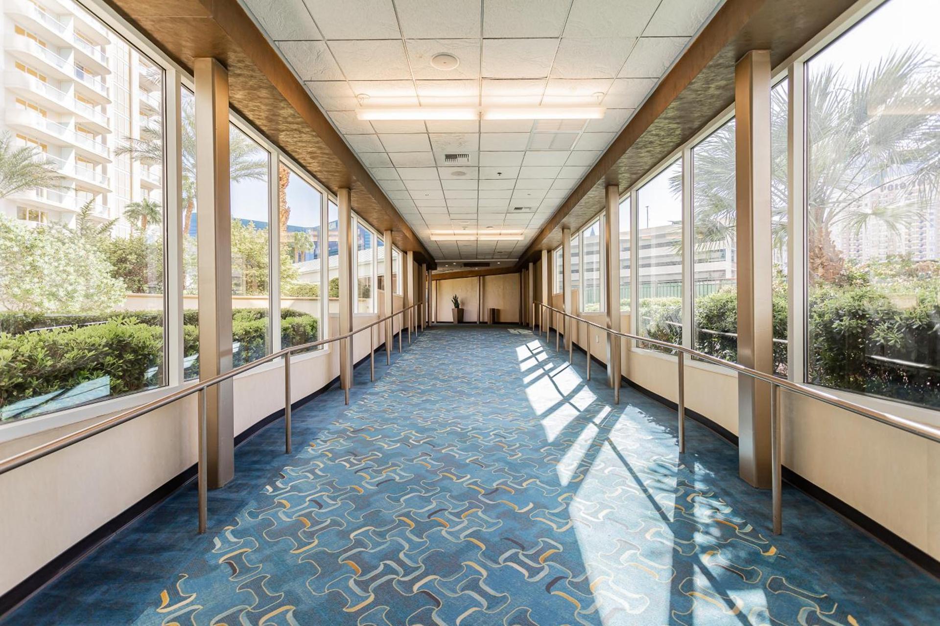 MGM Signature, Centrally Located, Strip Views NO RESORT FEE photo 25