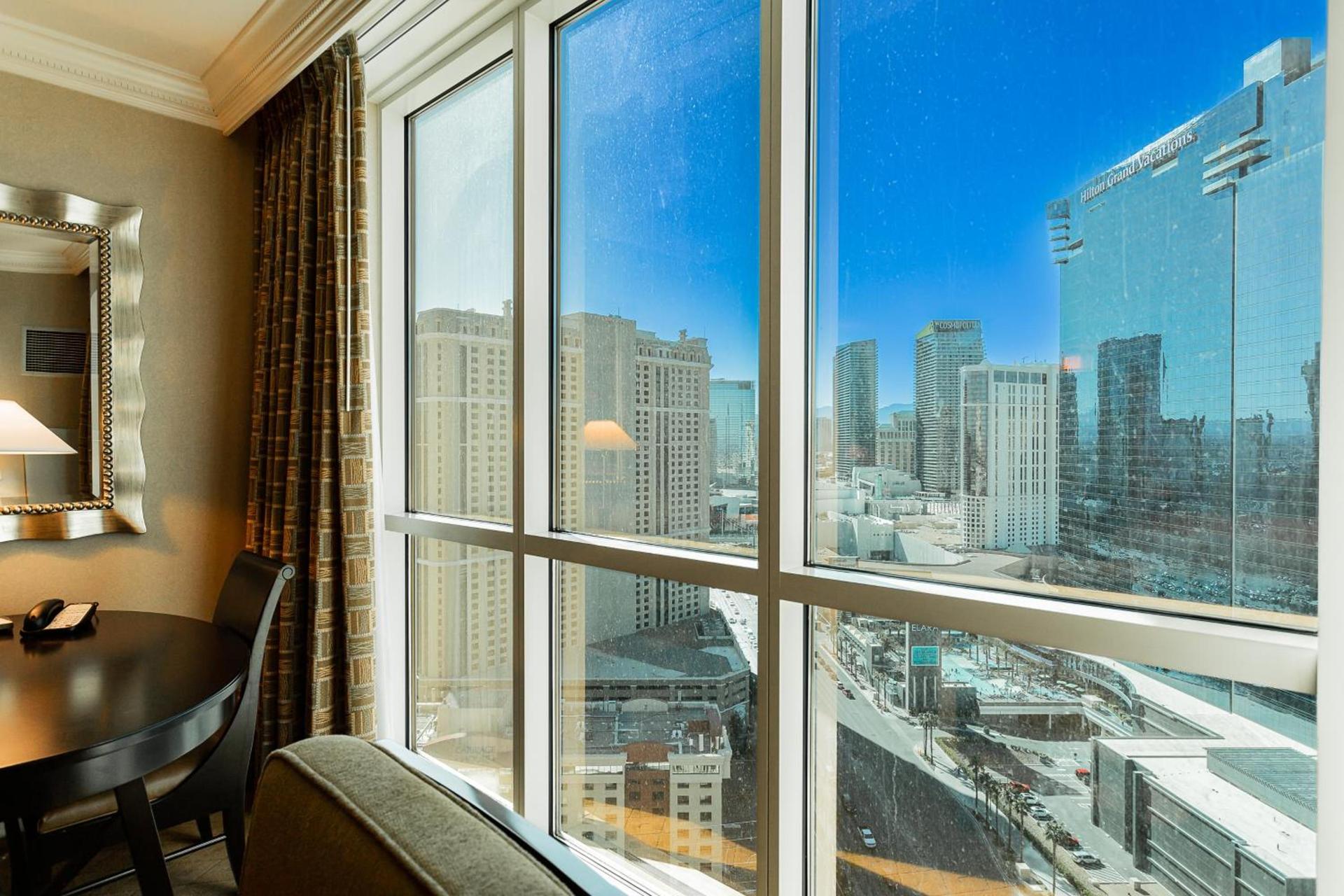 MGM Signature, Centrally Located, Strip Views NO RESORT FEE photo 27