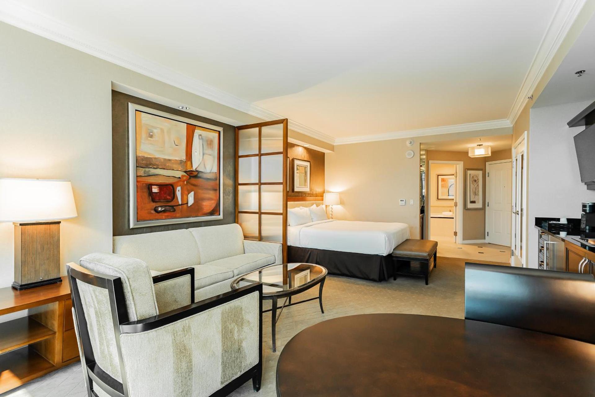 MGM Signature, Centrally Located, Strip Views NO RESORT FEE photo 41