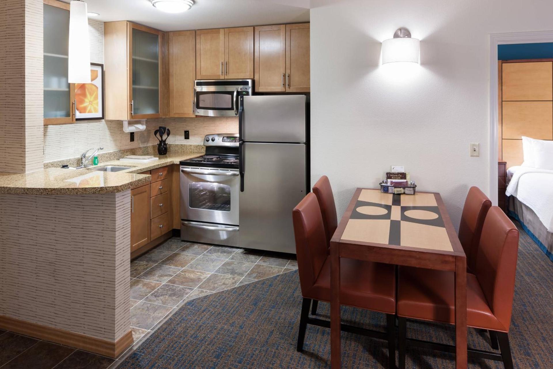 Residence Inn Phoenix North Happy Valley photo 10