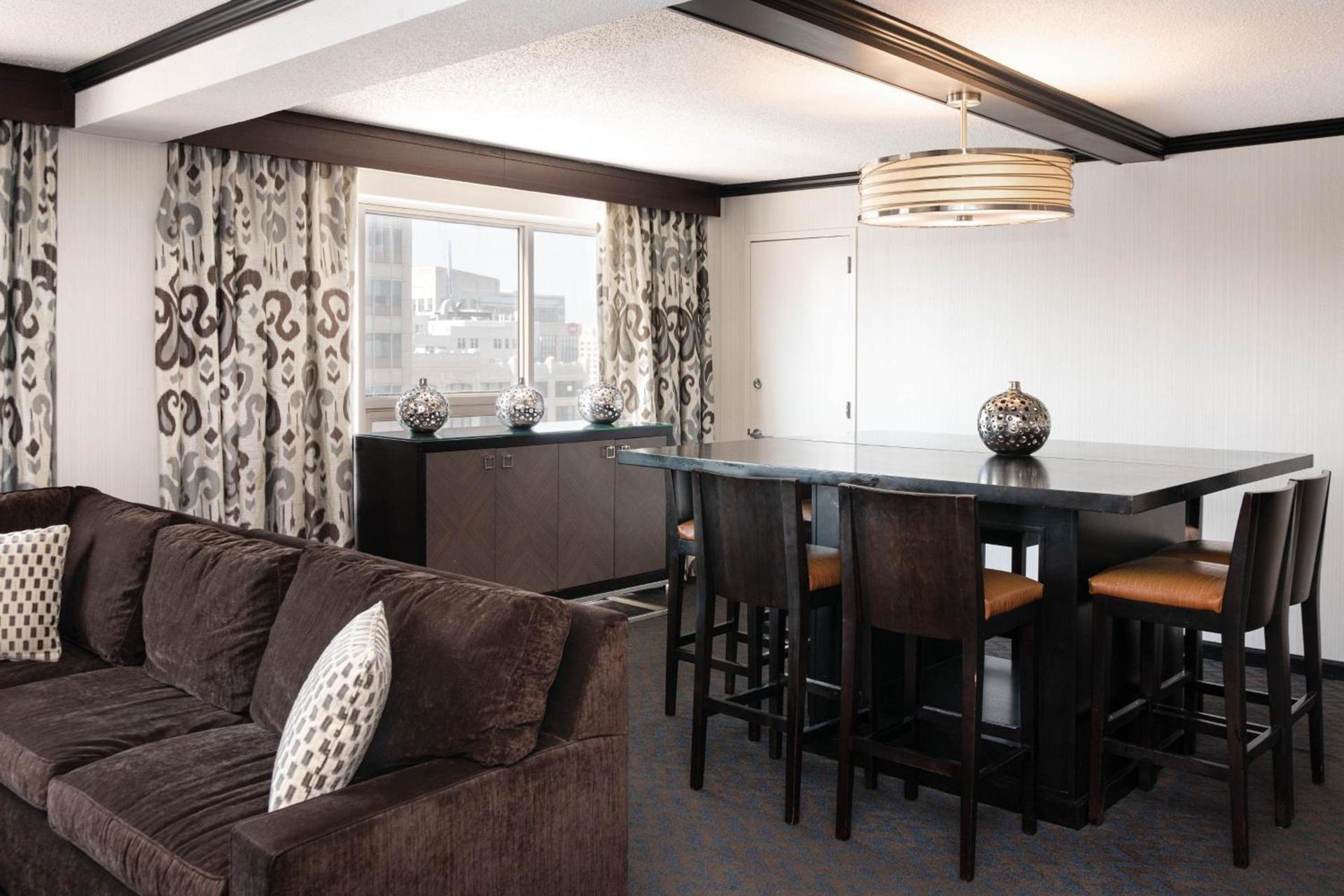 Sheraton Indianapolis City Centre Hotel photo 79