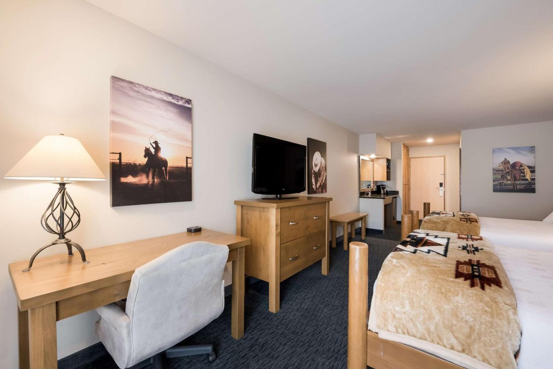 Best Western Plus Kentwood Lodge photo 49
