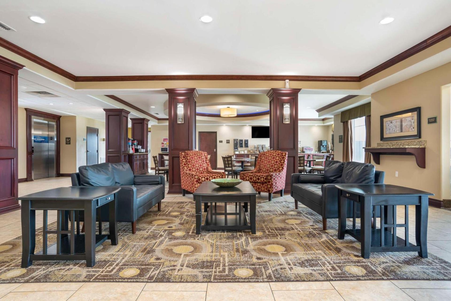 Best Western Plus Chalmette Hotel photo 2