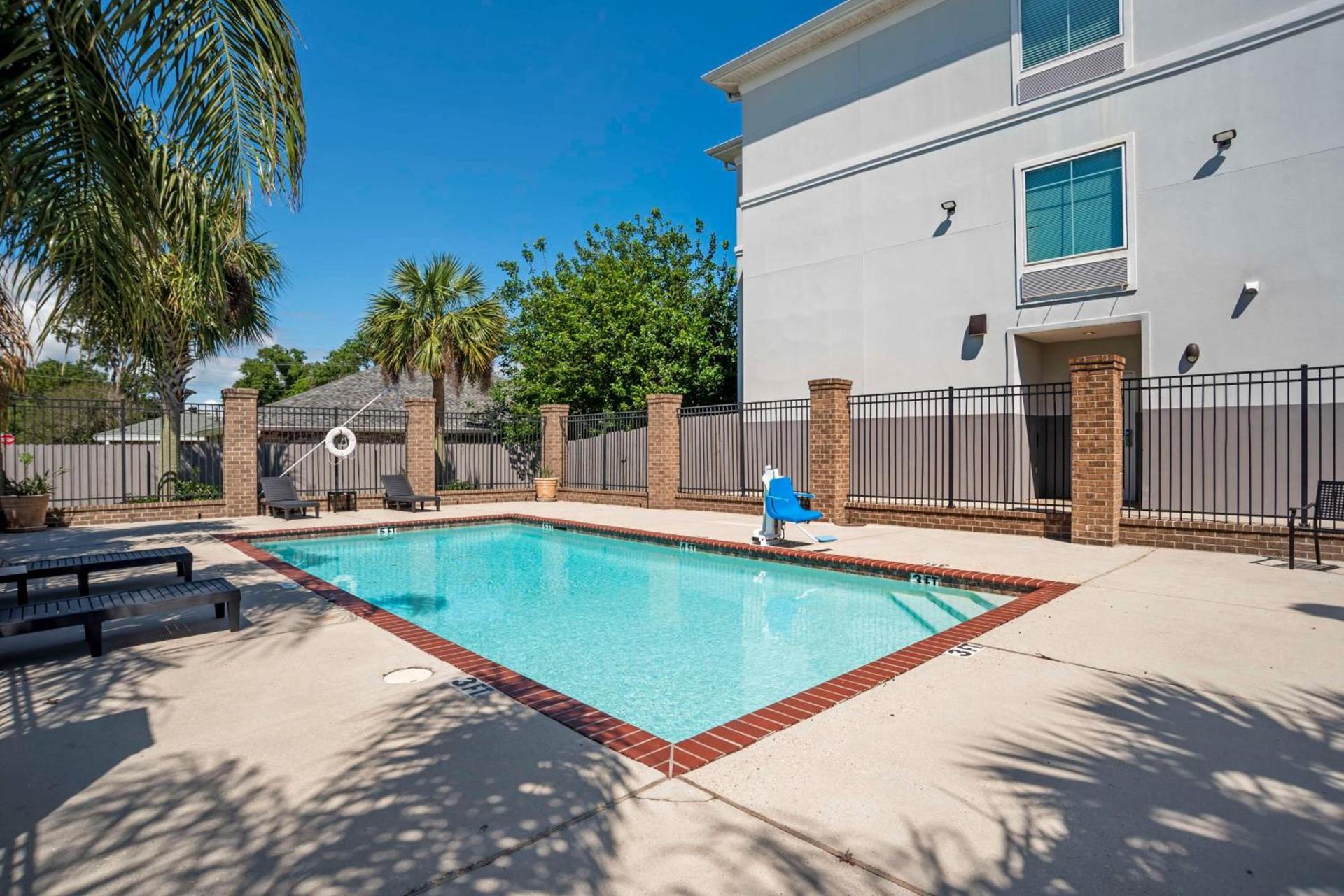 Best Western Plus Chalmette Hotel photo 29