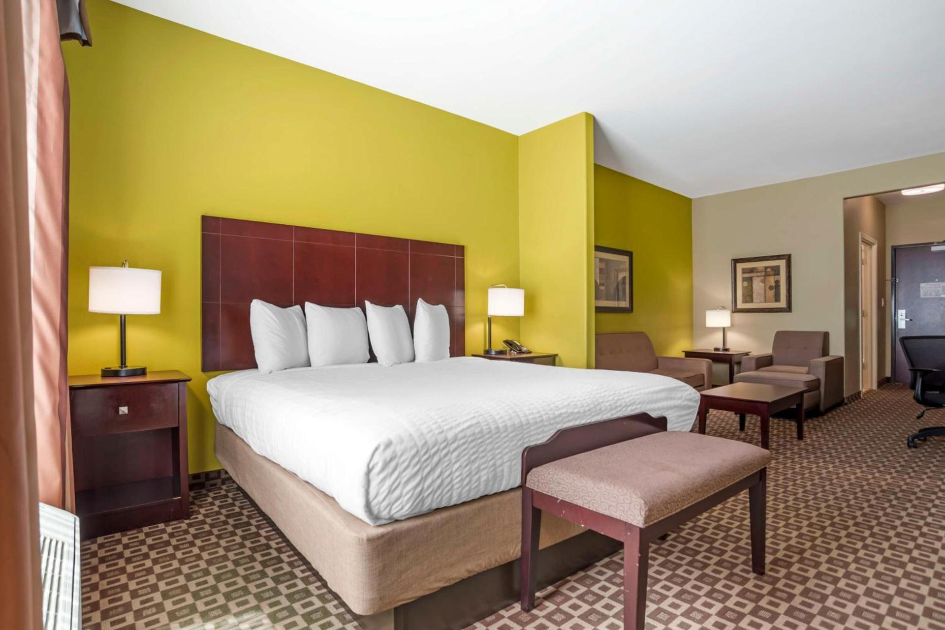 Best Western Plus Chalmette Hotel photo 12